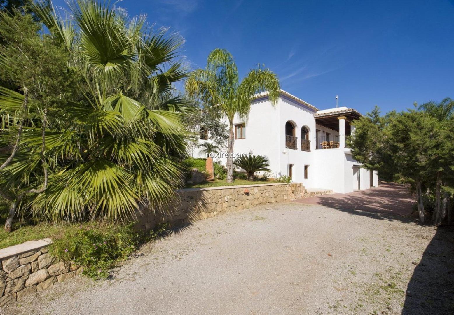 Villa Viila Con 5 Habitaciones Y Piscina San Mateu